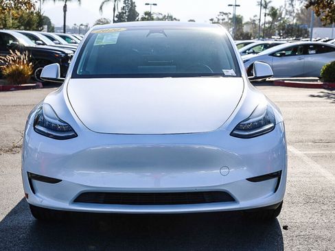 Used 2020 Tesla Model Y Long Range AWD/4WD image 16