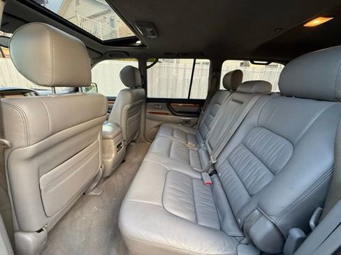 Used 2006 Lexus LX 470 4WD image 24