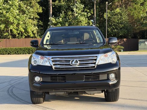 Used 2013 Lexus GX 460 w/ Comfort Plus Pkg AWD/4WD image 2