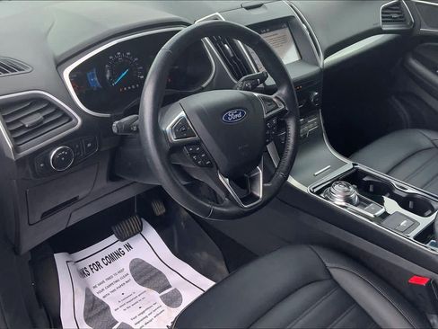 Used 2019 Ford Edge SEL w/ Equipment Group 201A FWD image 18