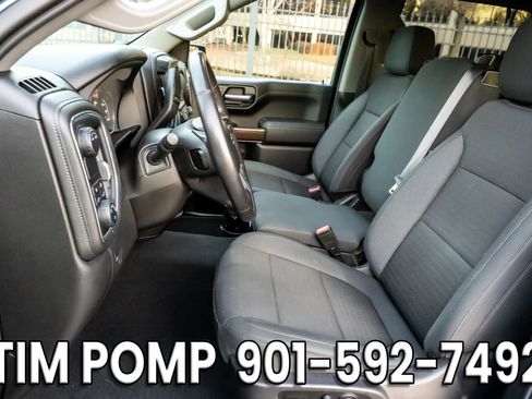 Used 2022 Chevrolet Silverado 1500 RST w/ LPO, Blackout Package image 11