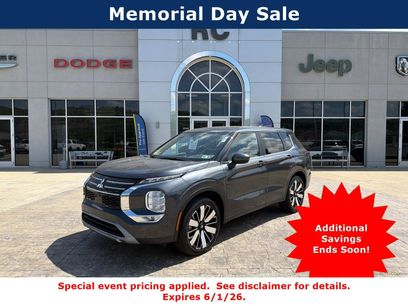 Used 2025 Mitsubishi Outlander SE