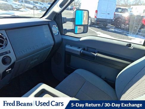 Used 2015 Ford F350 XLT w/ XLT Interior Package image 16