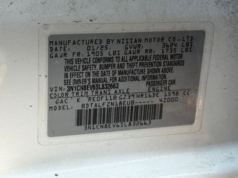 Used 2025 Nissan Versa SV FWD image 25