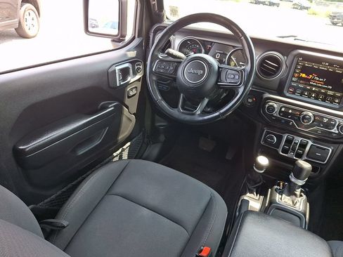 Used 2023 Jeep Wrangler Unlimited w/ Dual Top Group AWD/4WD image 15