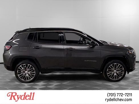 Used 2023 Jeep Compass Limited w/ Elite Group AWD/4WD image 6