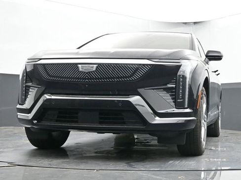 New 2025 Cadillac Optiq Luxury 1 w/ LPO, Floor Liner Package image 35