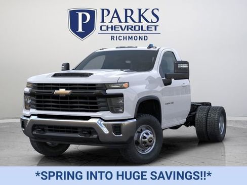 New 2025 Chevrolet Silverado 3500 W/T w/ WT Convenience Package AWD/4WD image 7