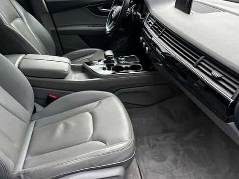 Used 2019 Audi Q7 3.0T Premium Plus image 16