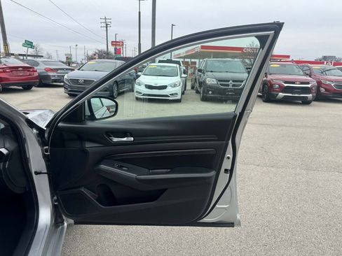 Used 2019 Nissan Altima 2.5 S image 25