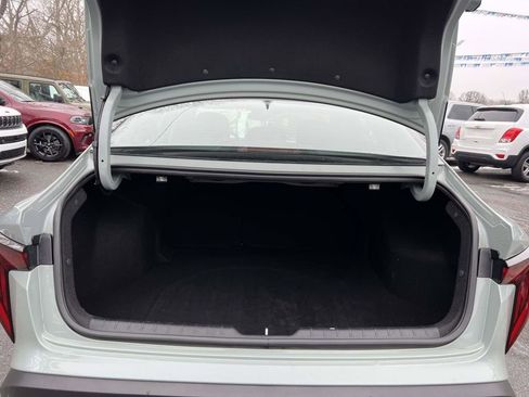 Used 2025 Kia K4 EX image 13