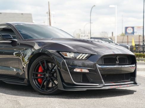 Used 2022 Ford Mustang Shelby GT500 w/ Technology Package RWD image 33