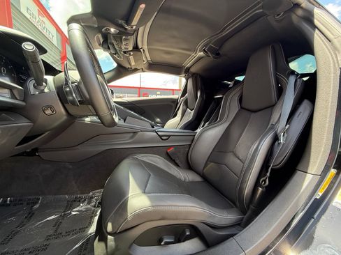 Used 2024 Chevrolet Corvette Stingray Coupe w/ 1LT RWD image 18