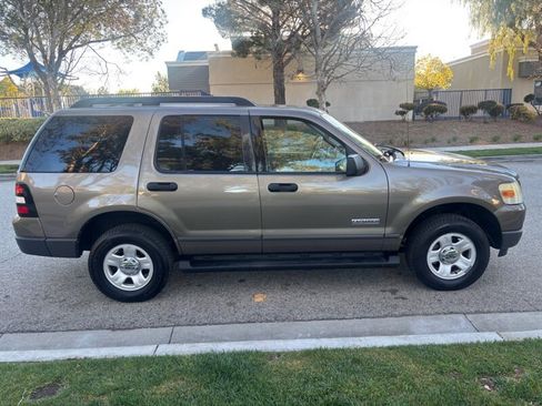 Used 2006 Ford Explorer XLS image 5