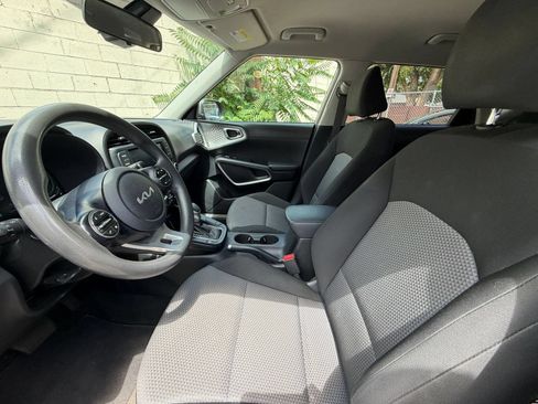 Used 2023 Kia Soul LX w/ Option Group 015 FWD image 24