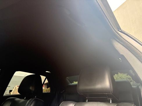 Used 2015 Chrysler 300 S RWD image 9