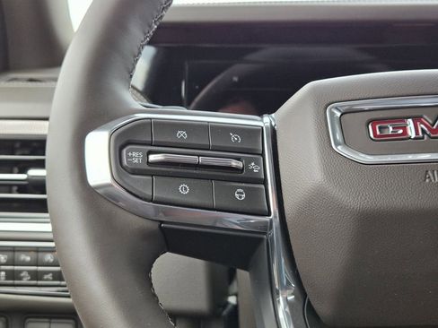 New 2026 GMC Yukon Elevation w/ Elevation Premium Package AWD/4WD image 16