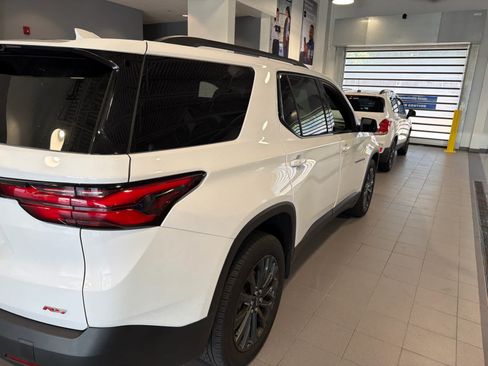 Certified 2023 Chevrolet Traverse RS w/ LPO, Floor Liner Package AWD/4WD image 3