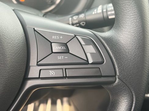 Certified 2025 Nissan Kicks Play S image 20