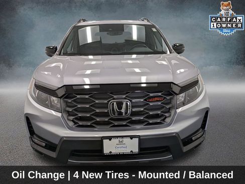 Certified 2023 Honda Passport TrailSport image 2