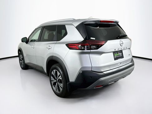 Used 2023 Nissan Rogue SV w/ SV Premium B Package FWD image 5
