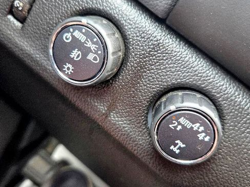 Used 2017 Chevrolet Colorado Z71 image 22