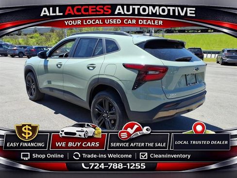 Used 2025 Chevrolet Trax ACTIV FWD image 4