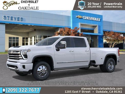 New 2026 Chevrolet Silverado 3500 High Country w/ High Country Premium Package AWD/4WD image 2