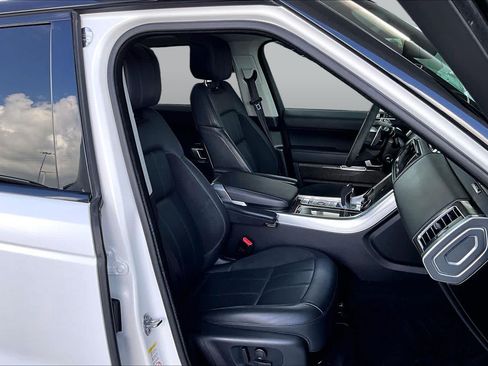 Used 2022 Land Rover Range Rover Sport HST AWD/4WD image 9