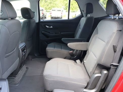 Used 2020 Chevrolet Traverse LT FWD image 22