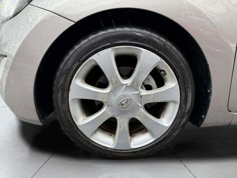 Used 2012 Hyundai Elantra Limited image 55