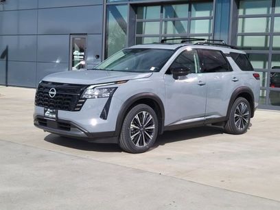 New 2026 Nissan Pathfinder Platinum