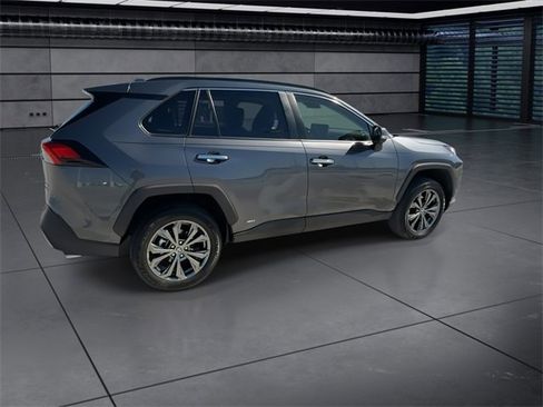Used 2023 Toyota RAV4 Limited image 8