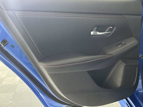 Certified 2025 Nissan Sentra SR w/ SR Premium Package FWD image 30