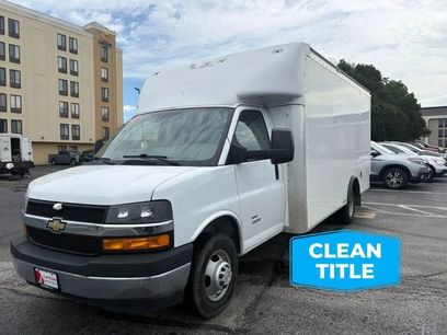 Used 2022 Chevrolet Express 4500 w/ Power Convenience Package