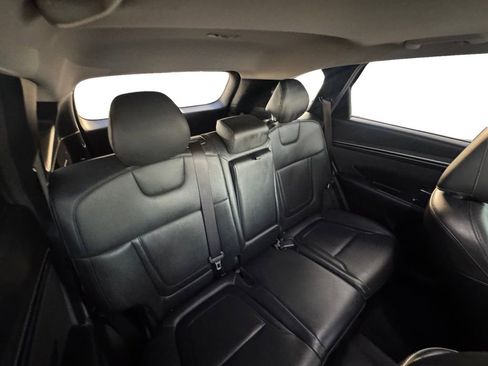 Used 2023 Hyundai Tucson SEL w/ Convenience Package image 16