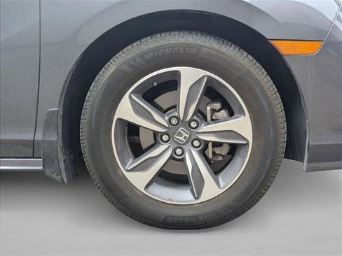 Used 2018 Honda Odyssey Touring image 9