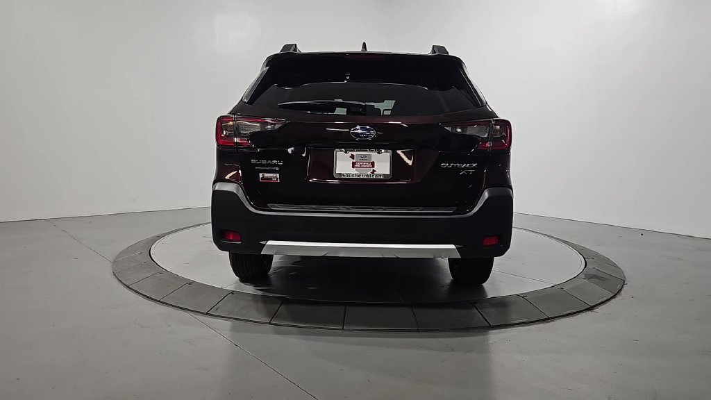 Certified 2024 Subaru Outback Limited XT AWD/4WD image 4
