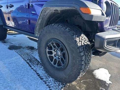 Used 2023 Jeep Wrangler Unlimited Rubicon w/ Xtreme Recon 35" Tire Package image 4