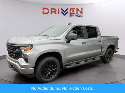 New 2026 Chevrolet Silverado 1500 Custom w/ Turbomax Blackout Package