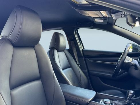 Used 2024 MAZDA MAZDA3 s image 31