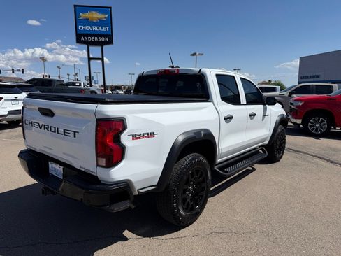 Used 2025 Chevrolet Colorado Trail Boss AWD/4WD image 6