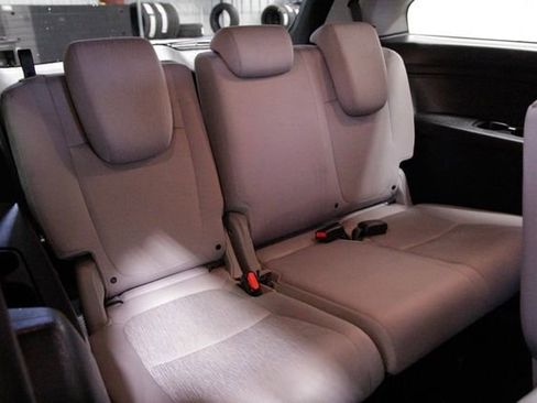 Certified 2024 Honda Odyssey EX image 22