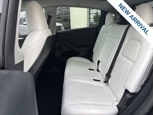 Used 2023 Tesla Model Y Performance AWD/4WD image 14