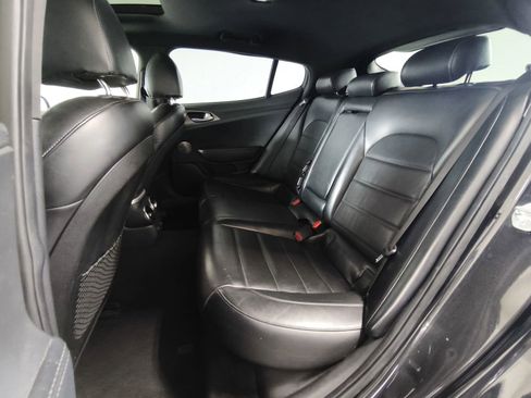 Used 2021 Kia Stinger GT2 AWD/4WD image 17