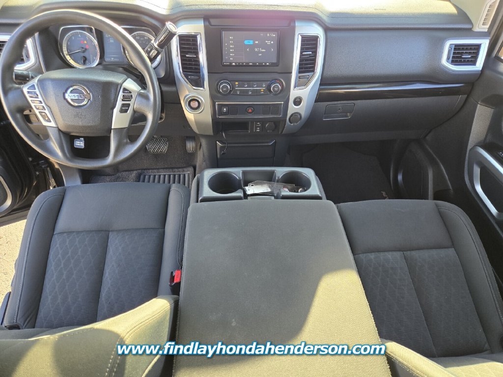 Used 2017 Nissan Titan SV RWD image 15