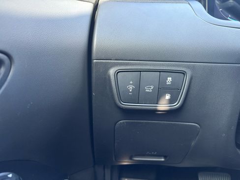 Used 2024 Hyundai Tucson Limited image 22