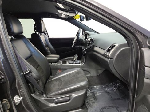 Used 2020 Jeep Grand Cherokee Altitude image 10