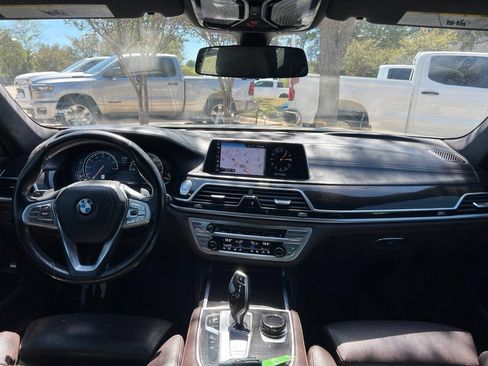 Used 2016 BMW 750i RWD image 24