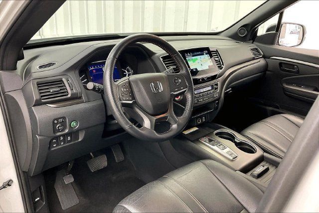 Certified 2022 Honda Passport TrailSport image 17